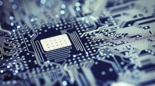 工信部王建伟 今年着力突破工业软件与人工智能应用软件开发，铸就智造新引擎